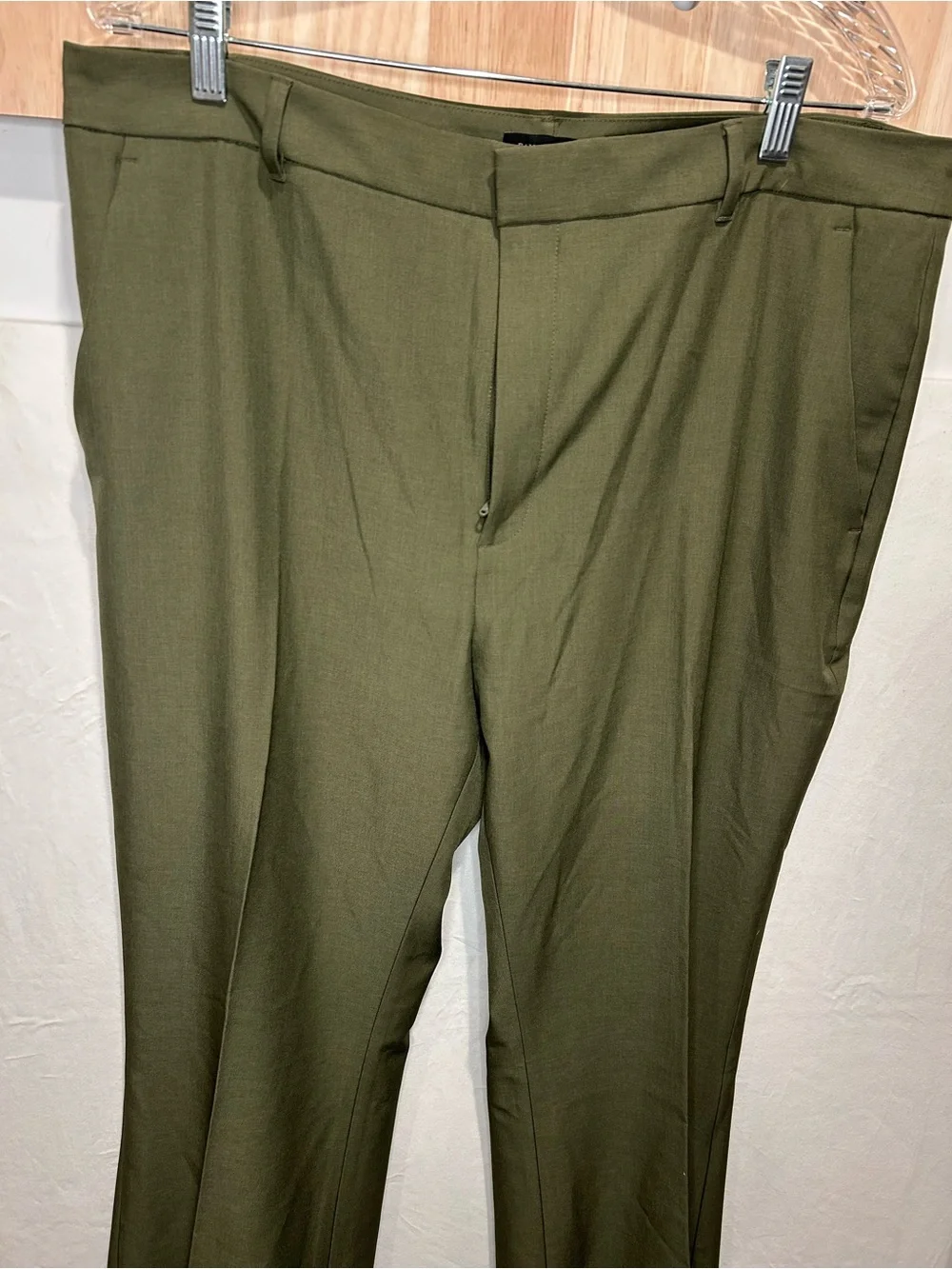 Banana Republic women’s Olive Dress Pants - 16 - Picture 2 of 5